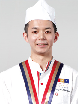 写真:2015年レッドエッグ 篠原 裕幸